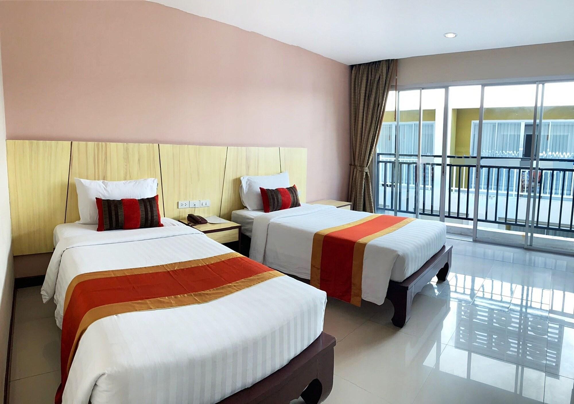 Malin Patong Hotel Exterior foto