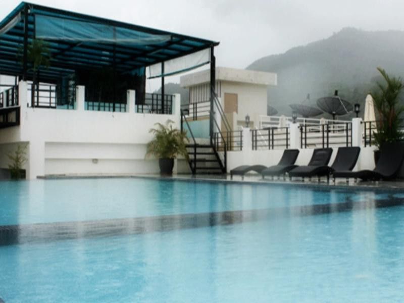 Malin Patong Hotel Exterior foto